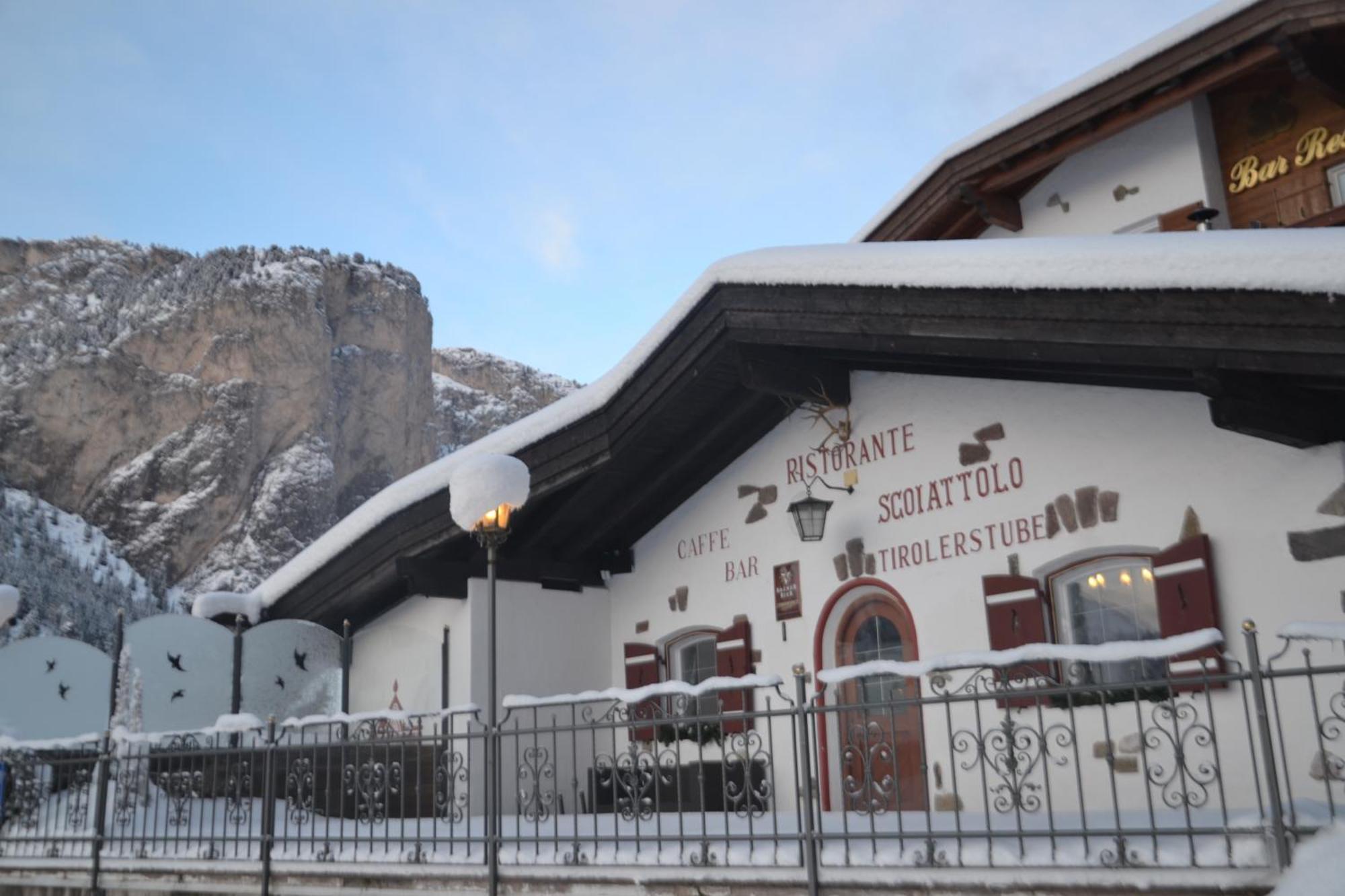 Hotel Scoiattolo Selva di Val Gardena Dış mekan fotoğraf