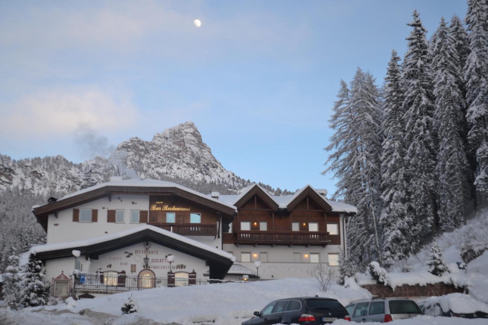 Hotel Scoiattolo Selva di Val Gardena Dış mekan fotoğraf
