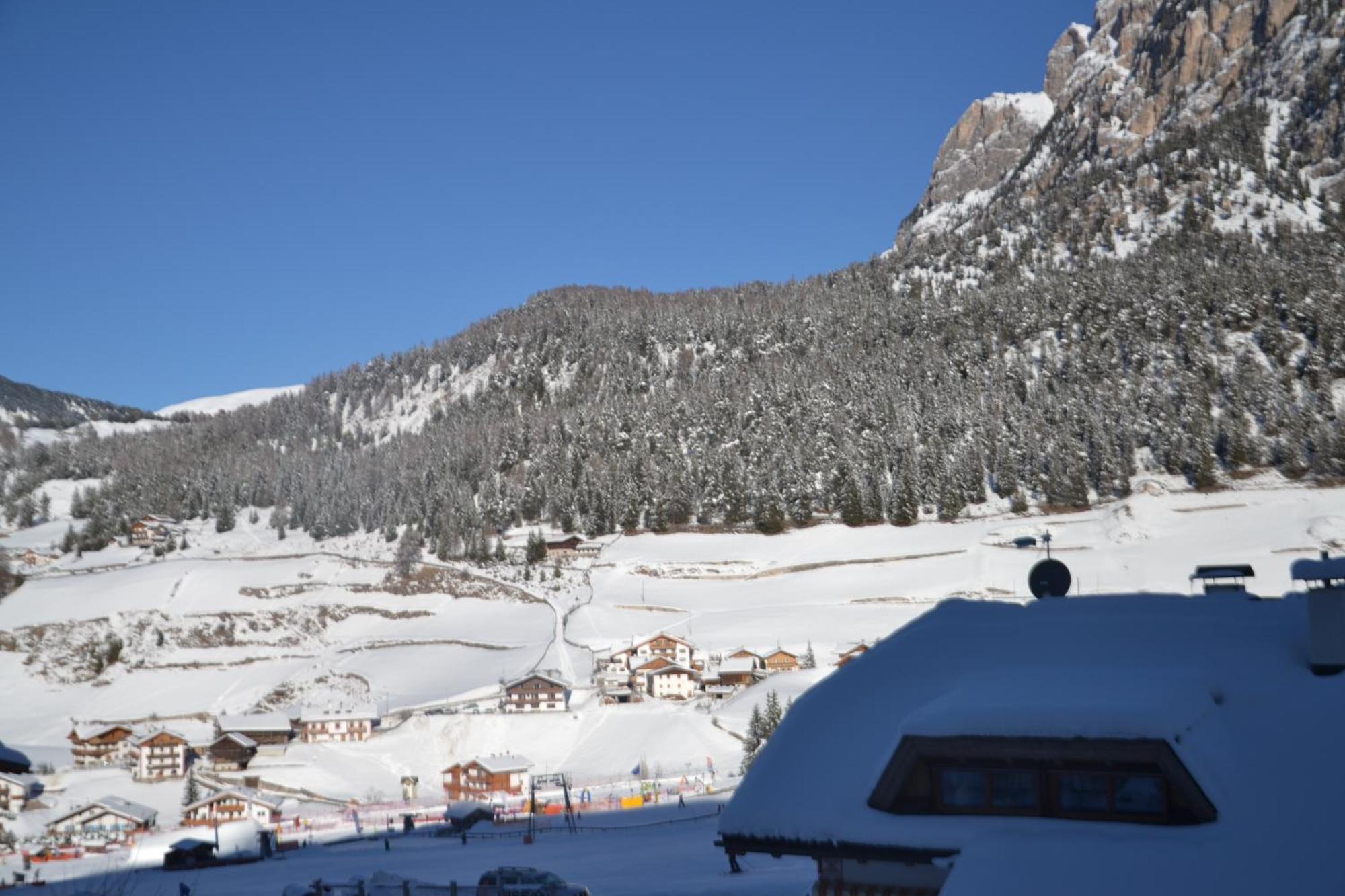 Hotel Scoiattolo Selva di Val Gardena Dış mekan fotoğraf