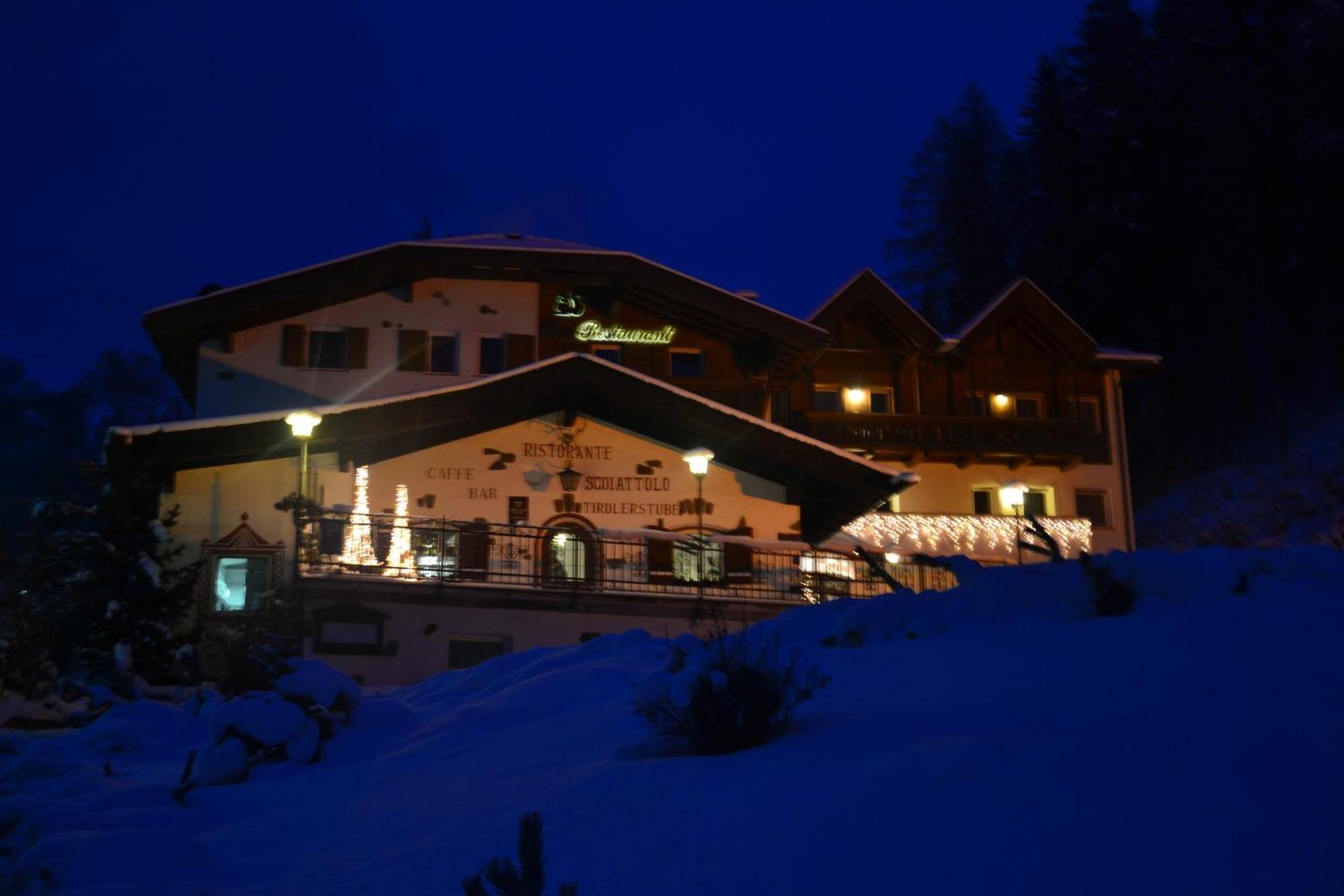 Hotel Scoiattolo Selva di Val Gardena Dış mekan fotoğraf