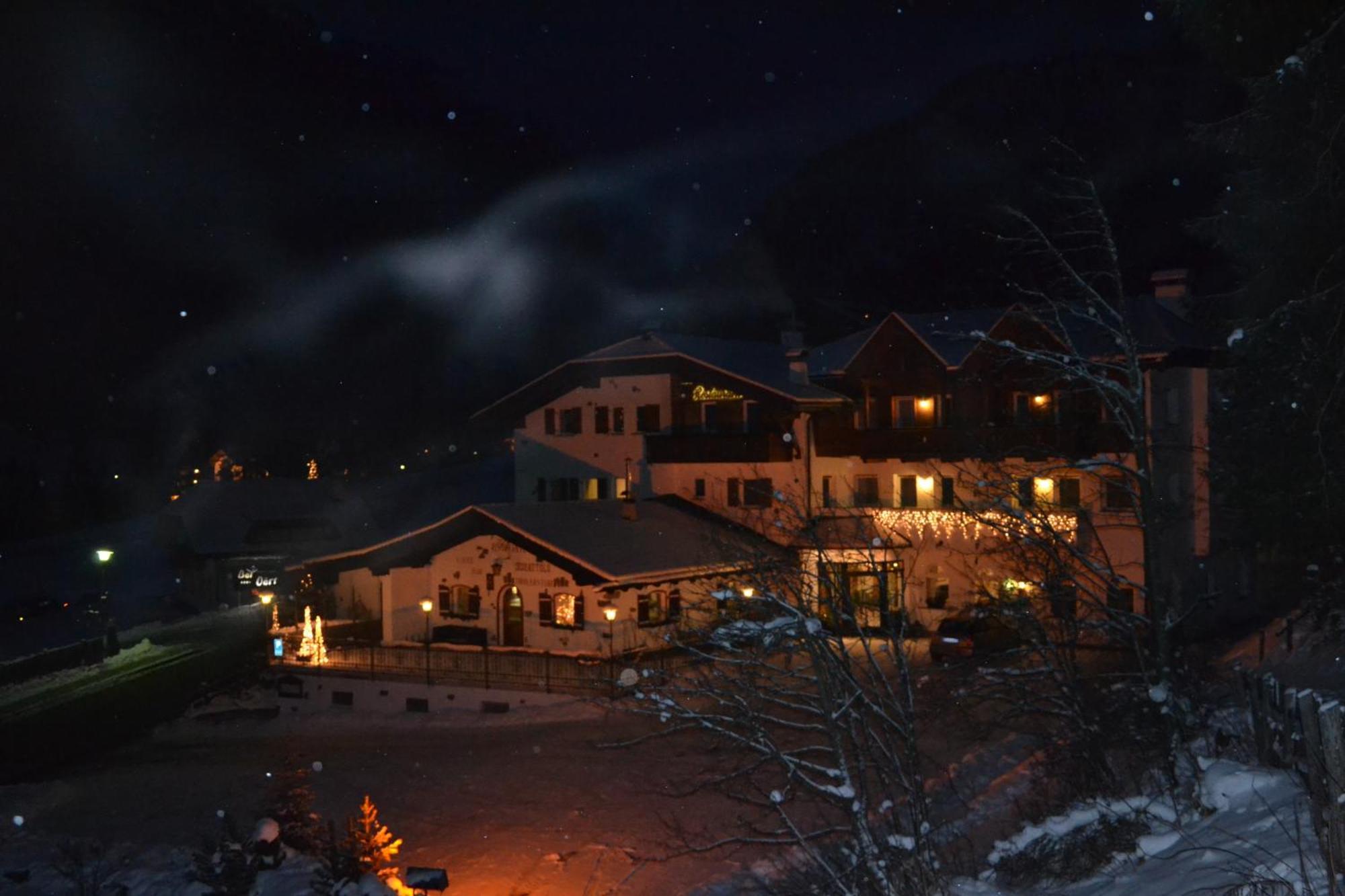 Hotel Scoiattolo Selva di Val Gardena Dış mekan fotoğraf