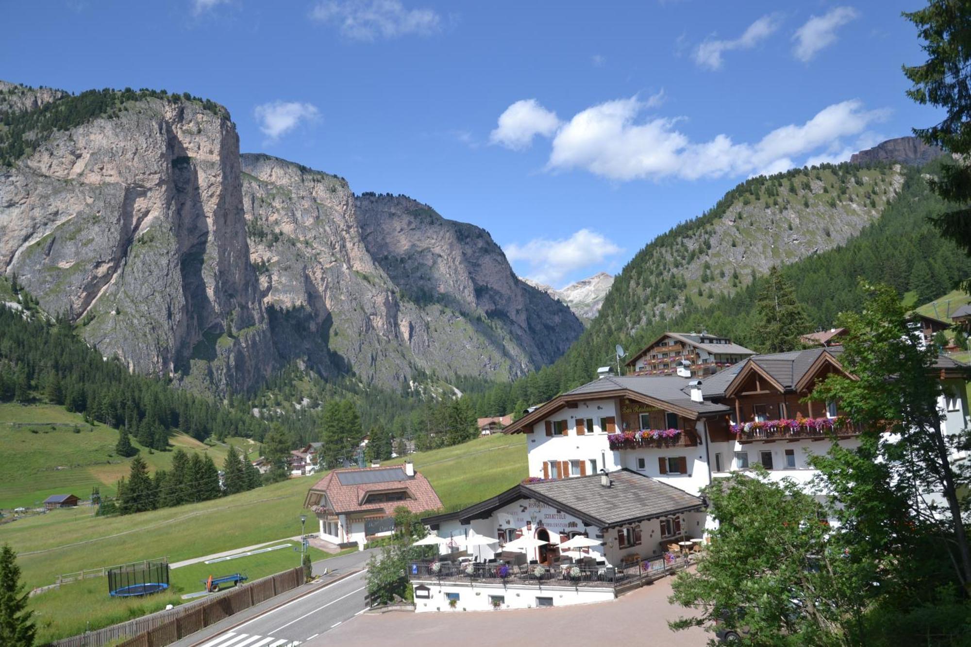 Hotel Scoiattolo Selva di Val Gardena Dış mekan fotoğraf