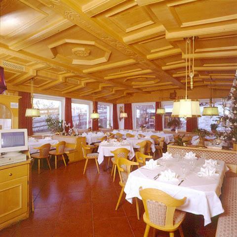 Hotel Scoiattolo Selva di Val Gardena Dış mekan fotoğraf