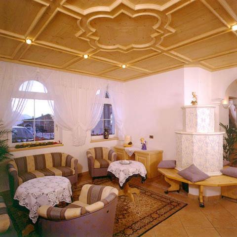 Hotel Scoiattolo Selva di Val Gardena Dış mekan fotoğraf